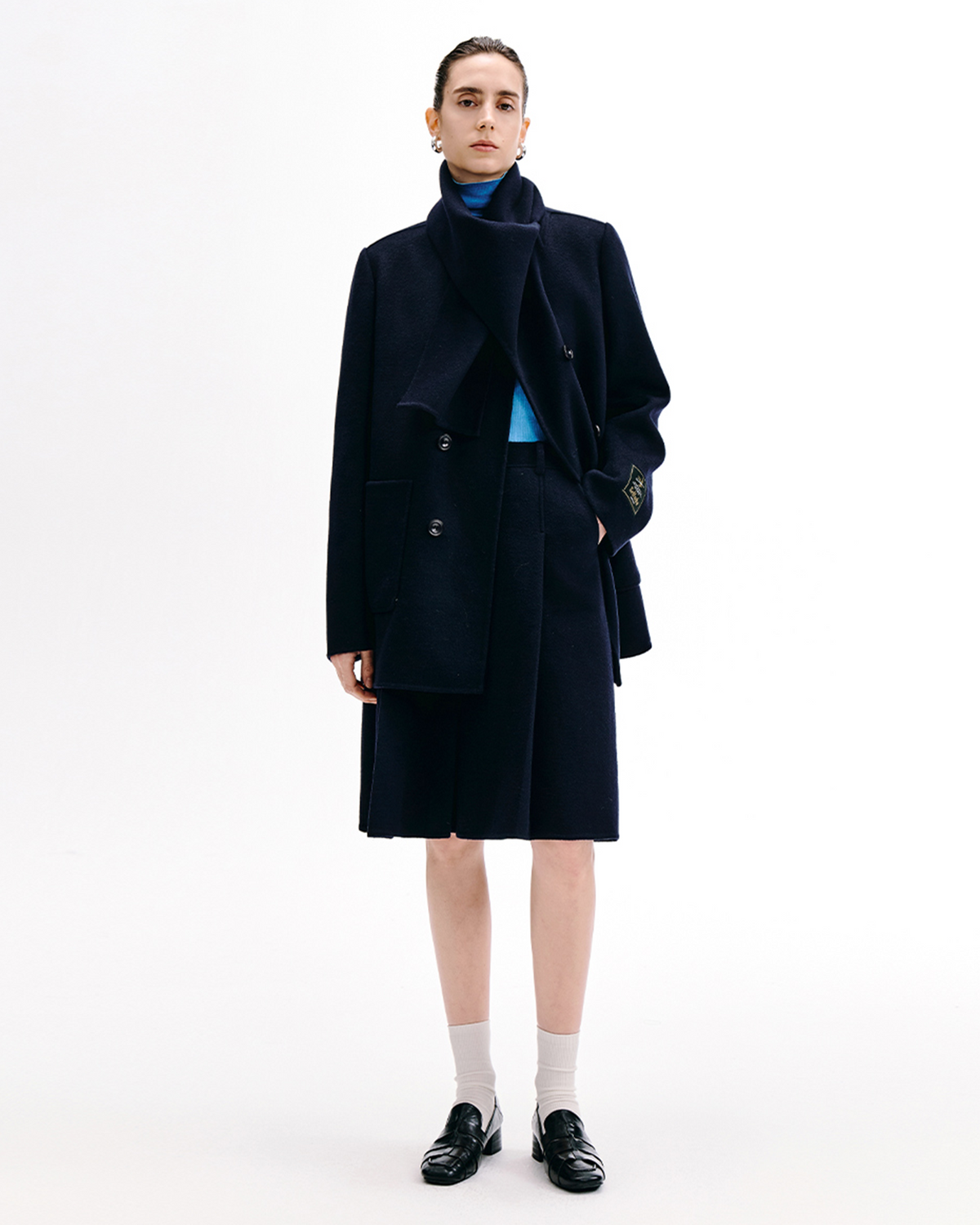 Scarf-Collar Double-Face Coat & Pleated Skirt Set