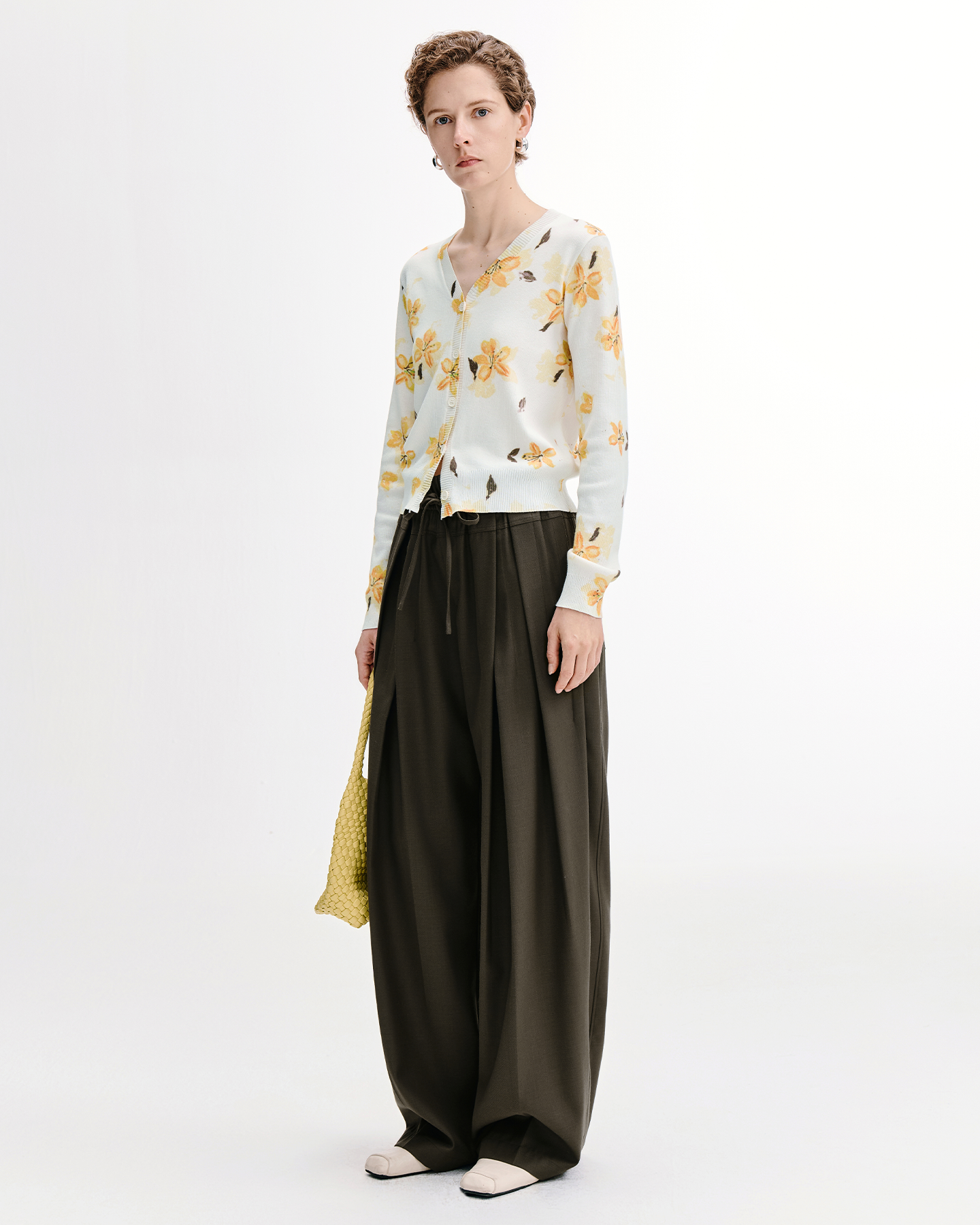 Alstroemeria Print V-Neck Cardigan – Linen-Blend