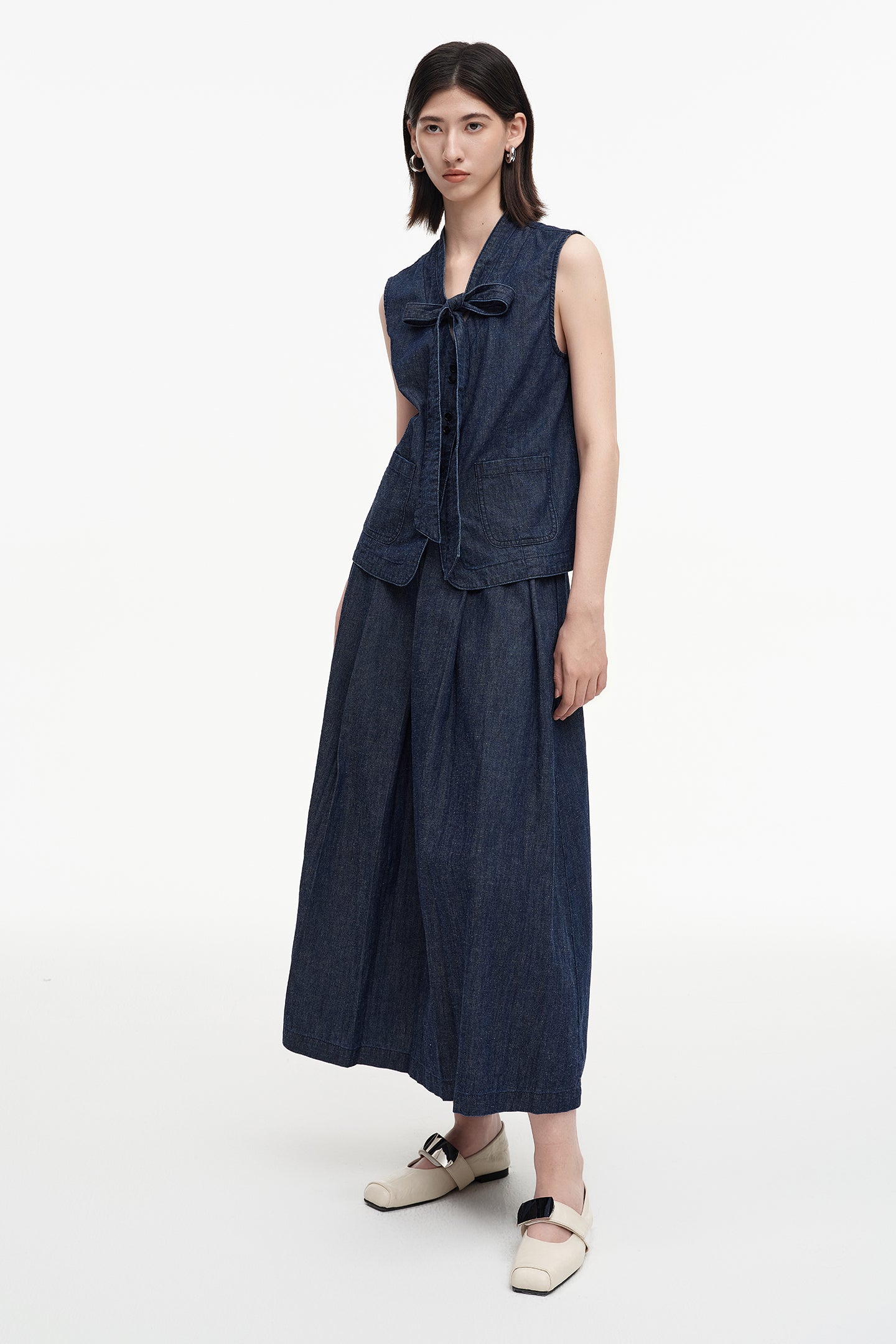 SELFWHO cotton and linen blend raw cowboy style vest and denim skirt