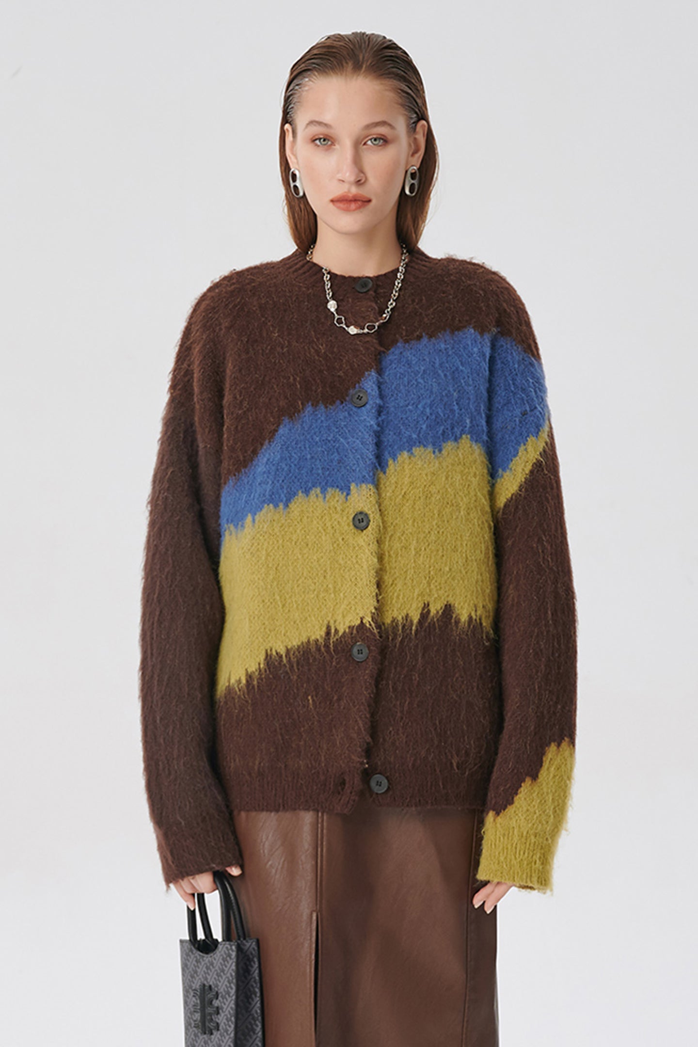SELFWHO 100% wool colorblock plush sweater