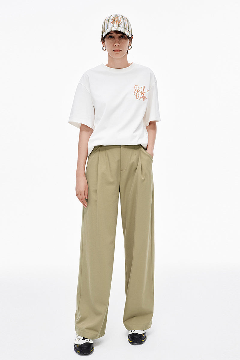 Contrast Color Embroidered Short-Sleeved T-Shirt