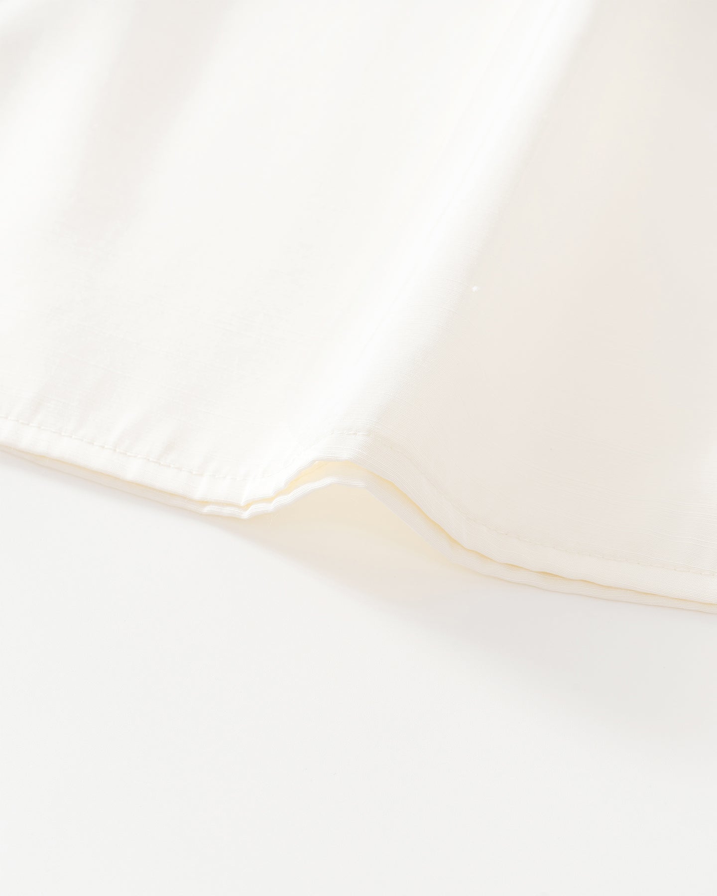 Mulberry Silk-Blend Pleated Sleeveless Vest