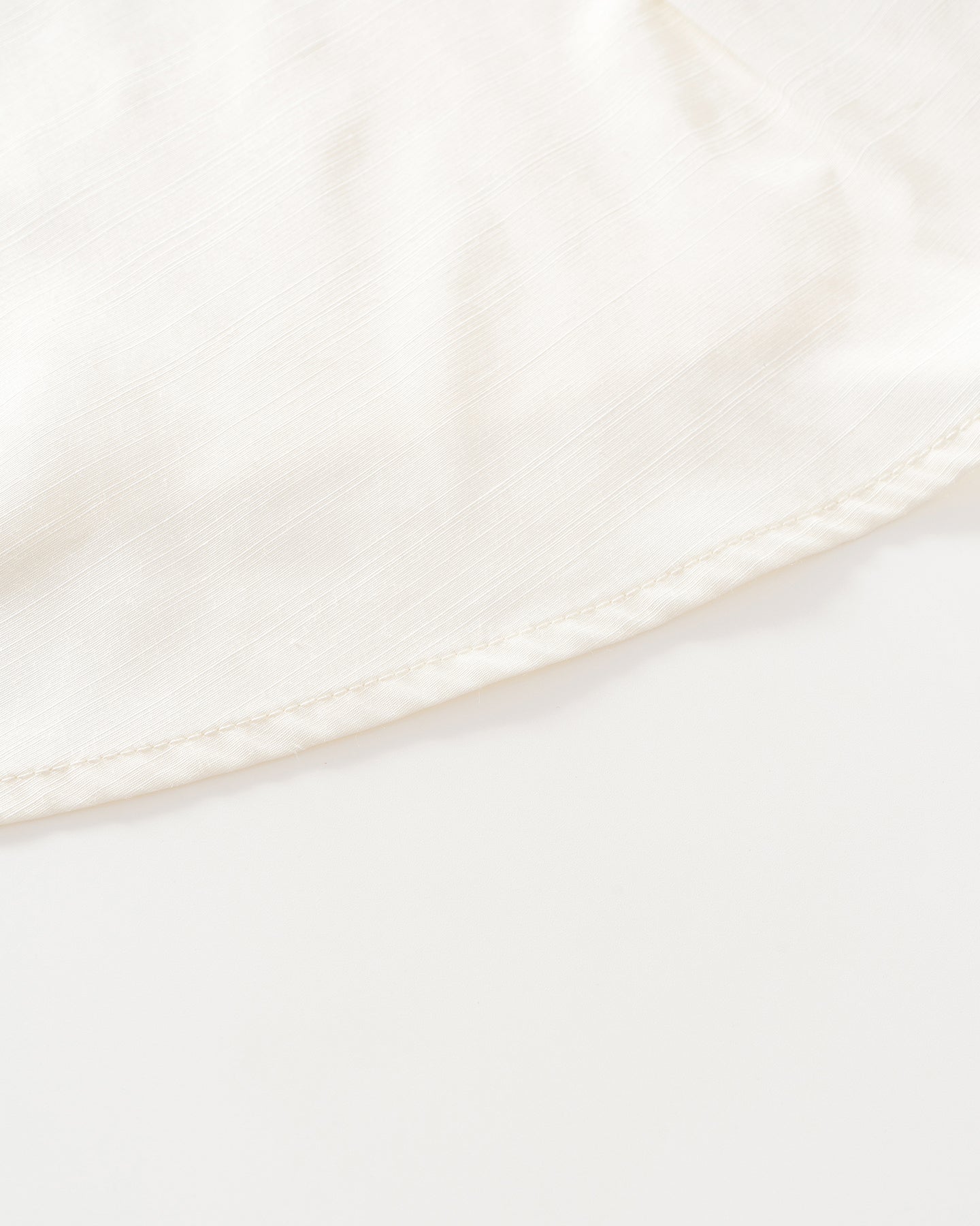 Mulberry Silk-Blend Pleated Sleeveless Vest