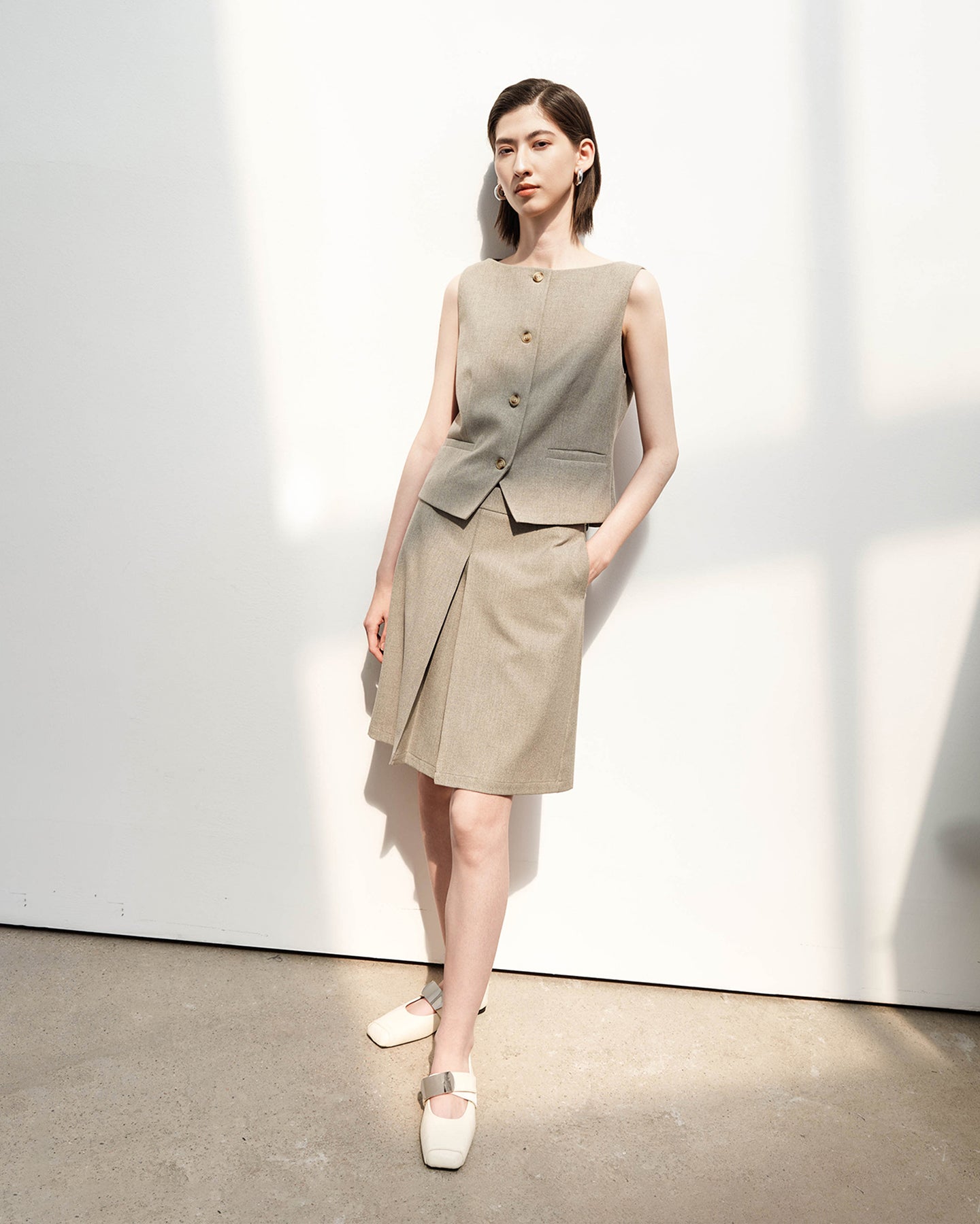 Classic Boat Neck Sleeveless Vest