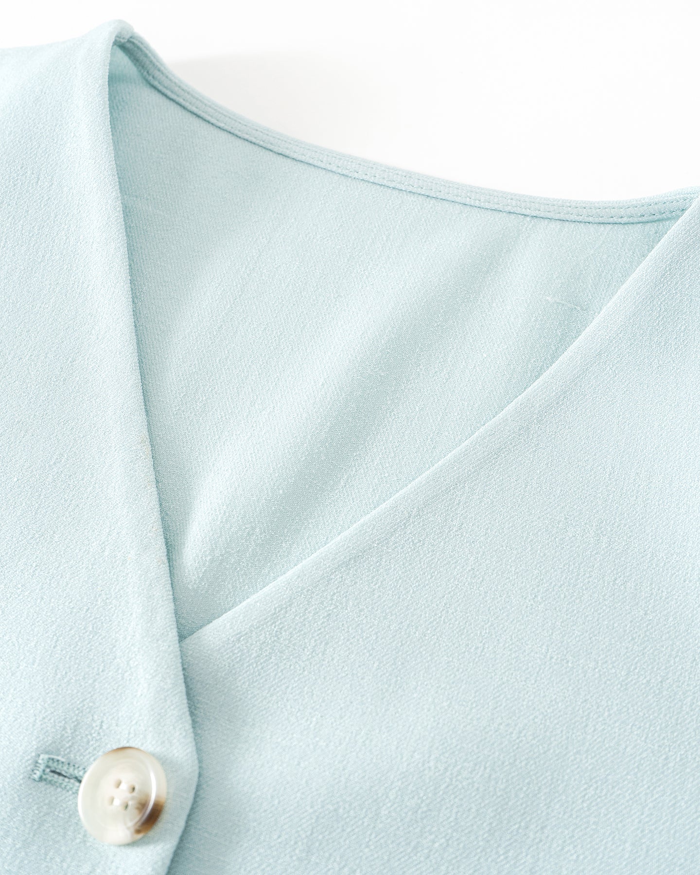 Classic Cropped V-Neck Vest (Acetate Blend)