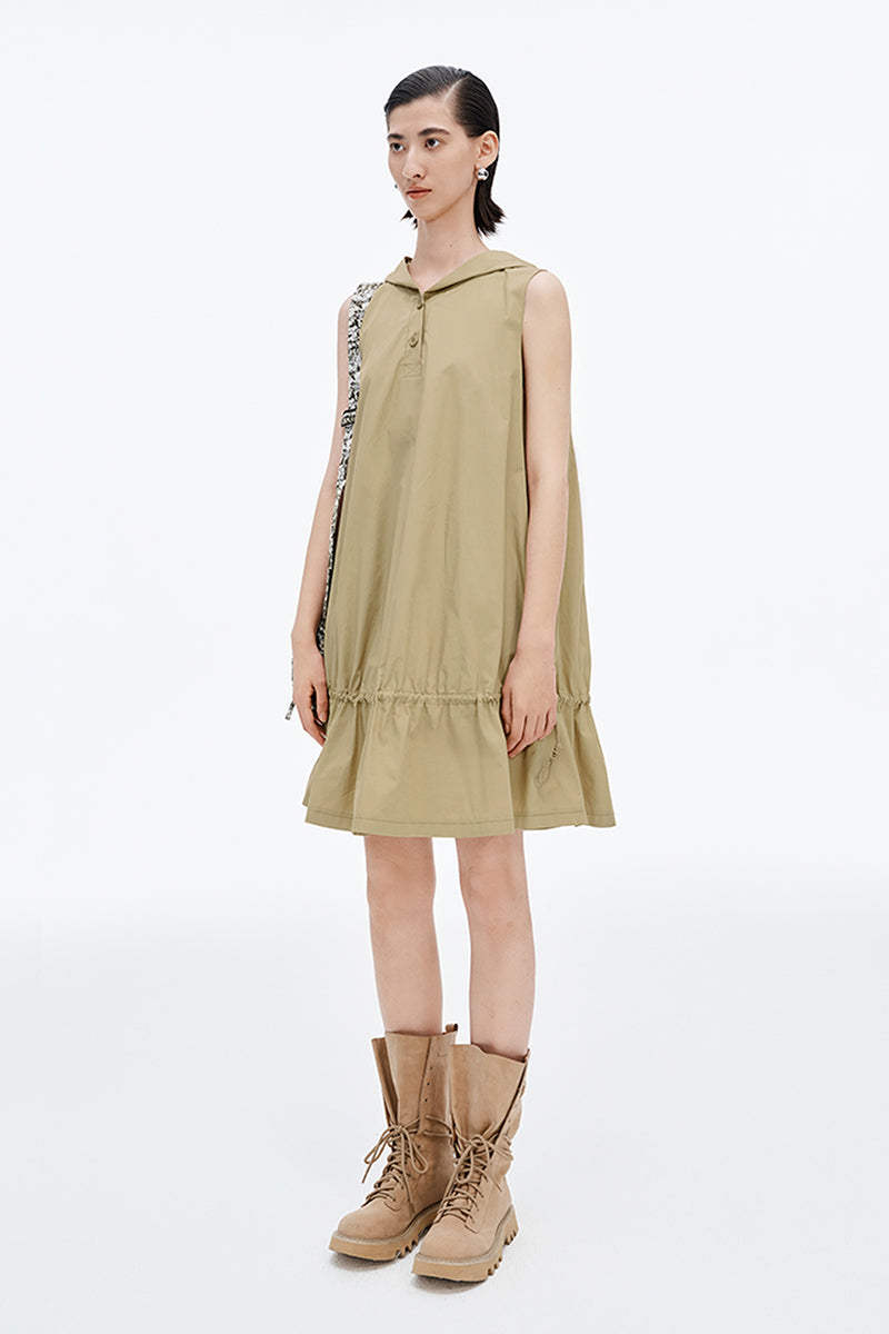 SELFWHO Khaki Pleated Design Hooded Sleeveless Dress