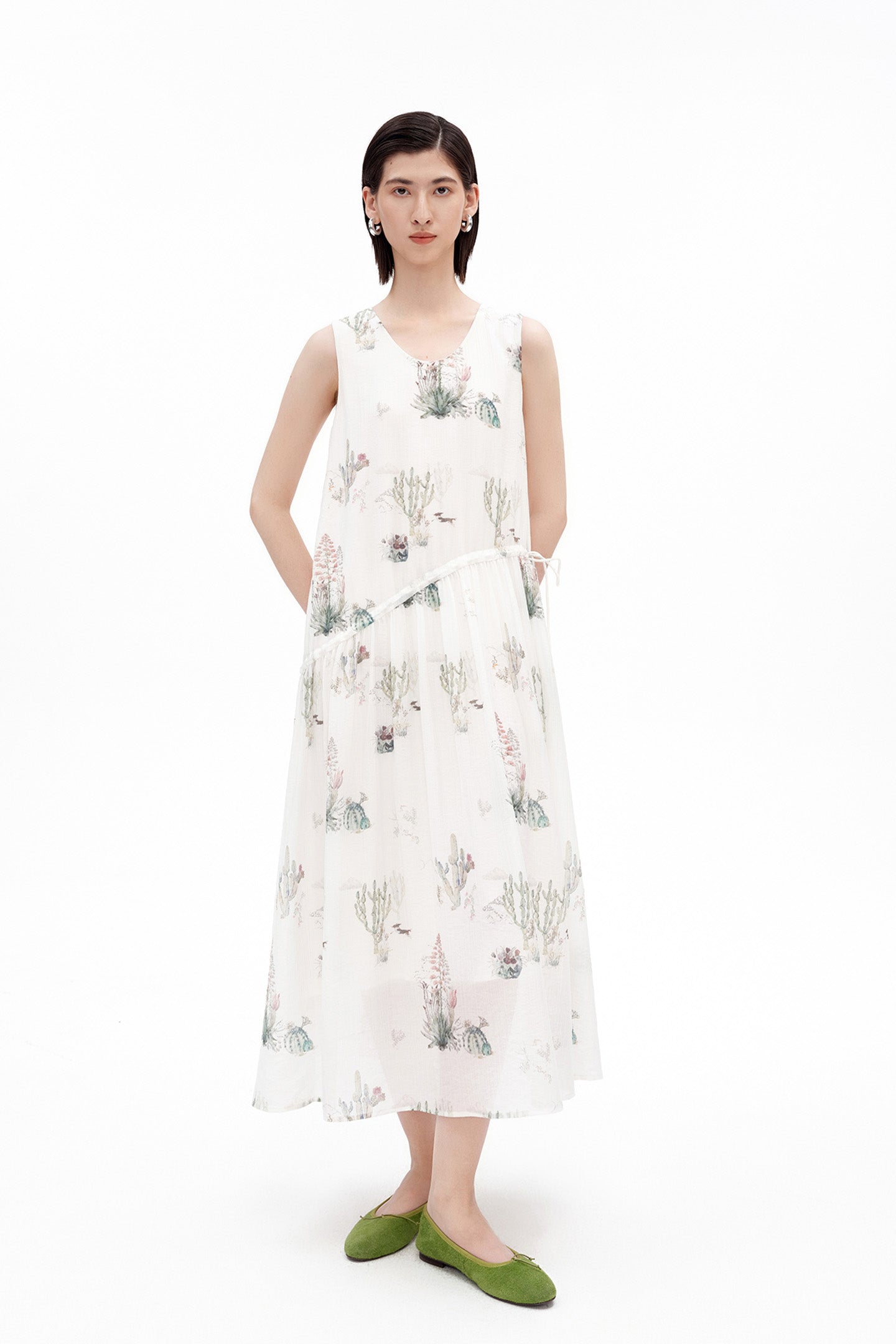 Tencel-Blend French-Style U-Neck Dress