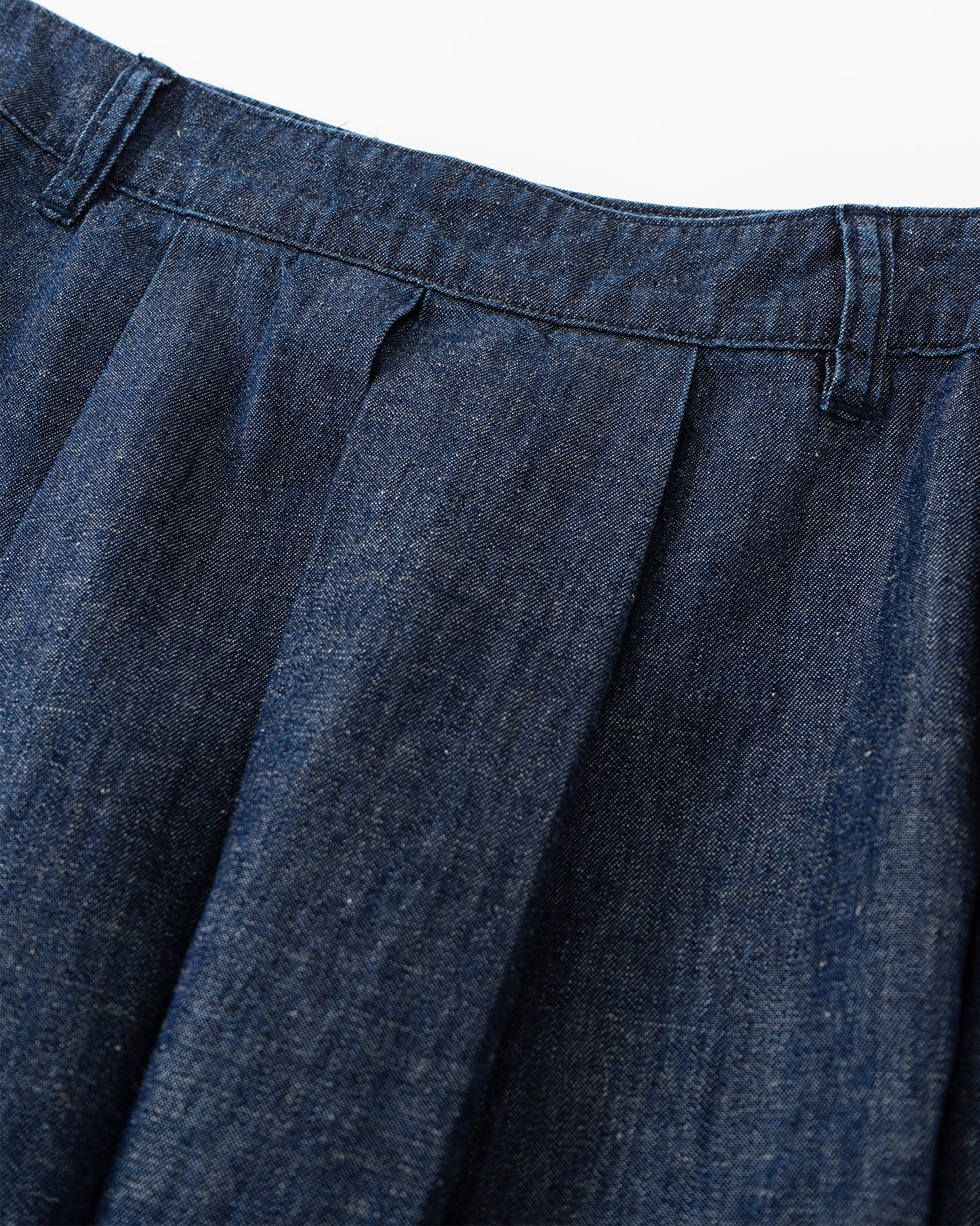 Cotton and linen blend raw cowboy style vest and denim skirt