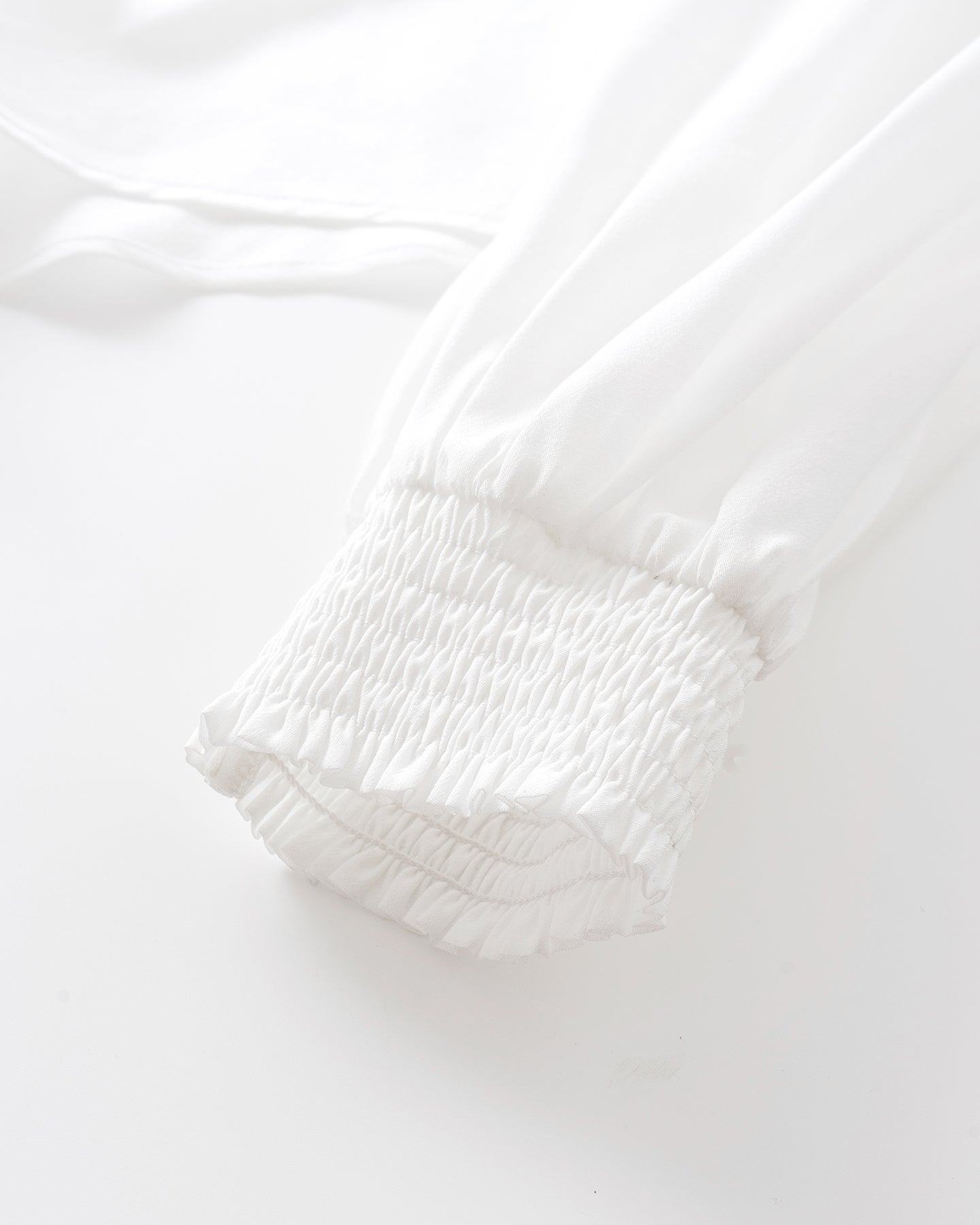 Meconopsis series lotus leaf collar shirt