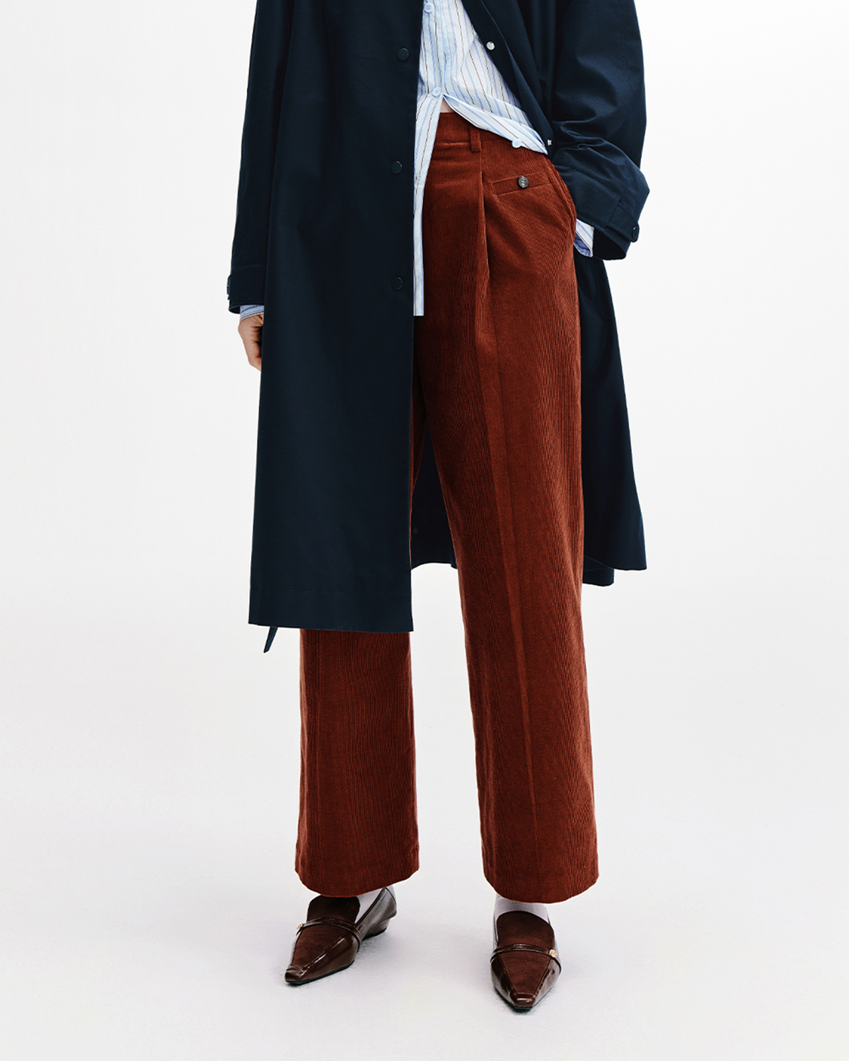Tassel-Detail Corduroy Trousers – Cropped Straight