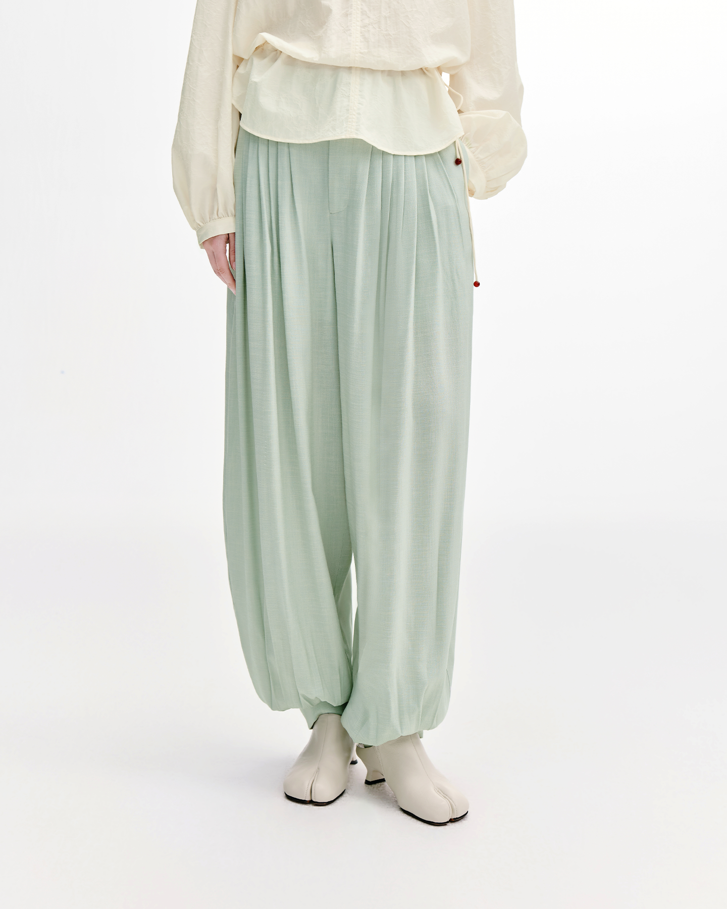 Drapey Balloon Pants – Acetate-Blend