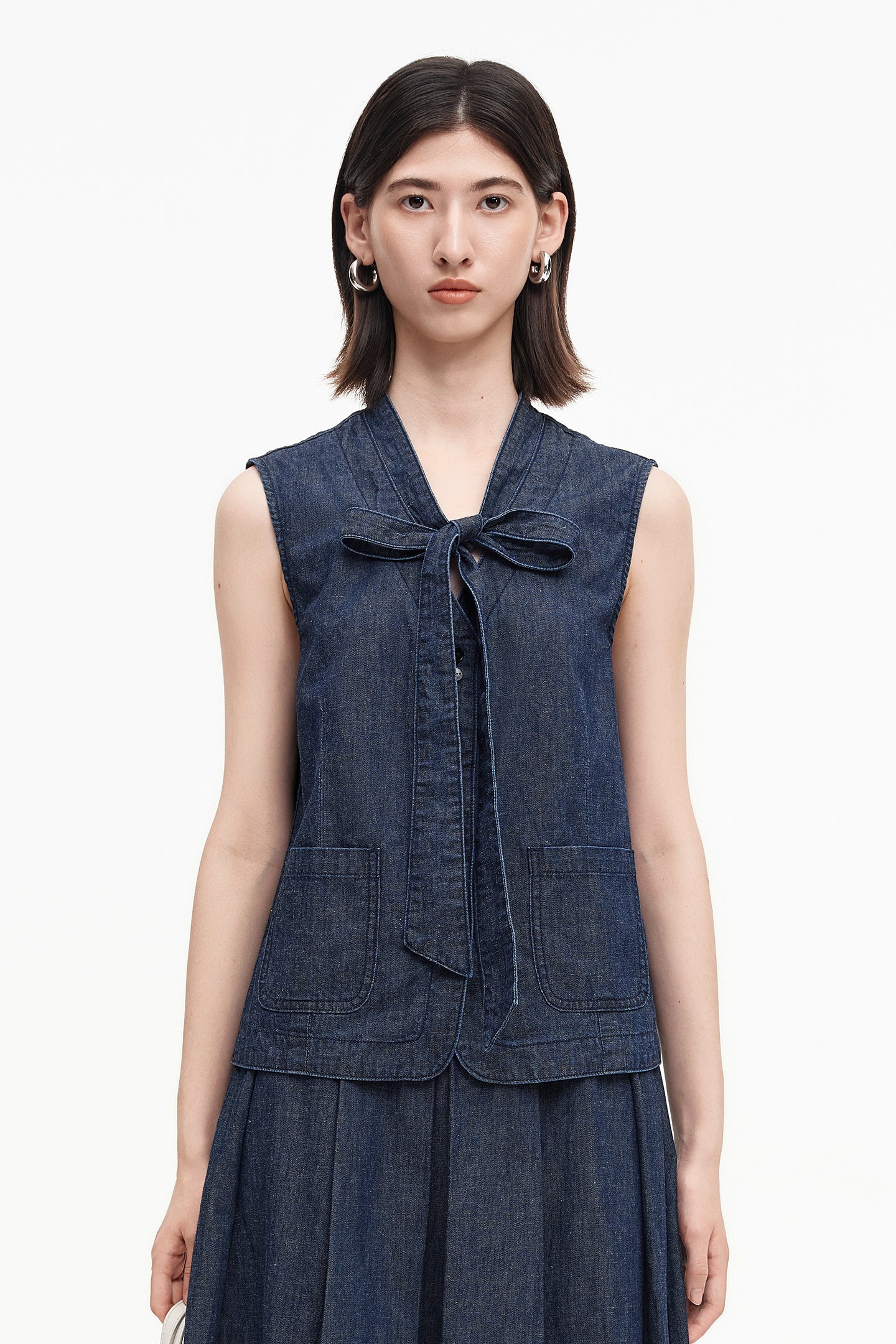 SELFWHO cotton and linen blend raw cowboy style vest and denim skirt