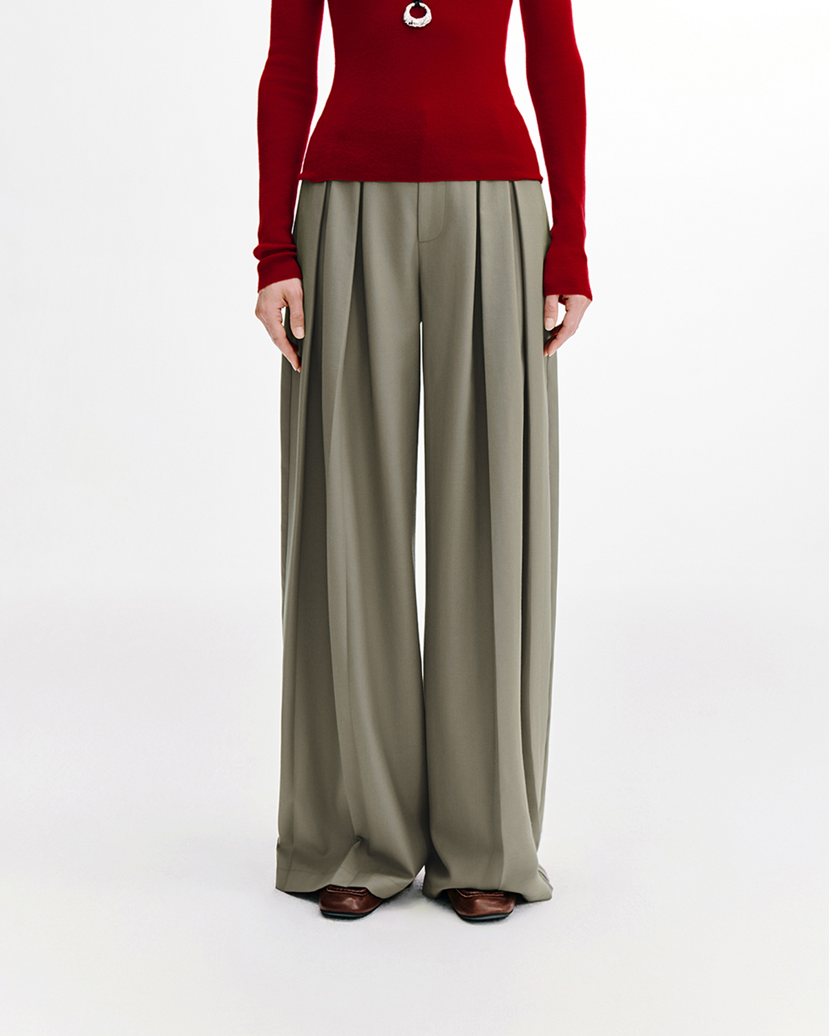 Pleated Wide-Leg Trousers – Wool Blend