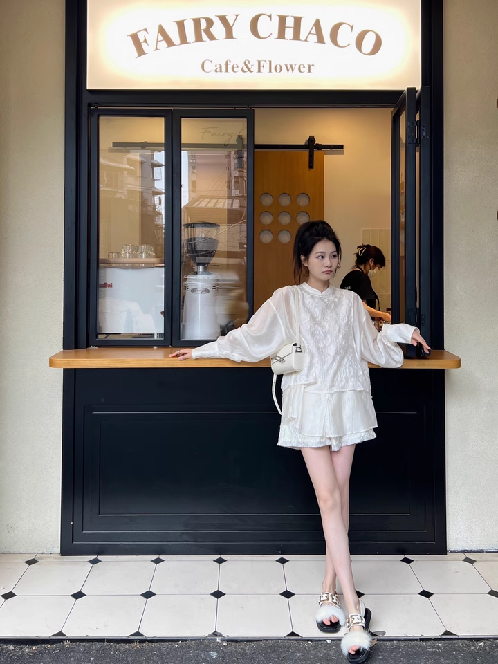 SEFLWHO Handmade Light Luxury Two-Piece Top + Shorts