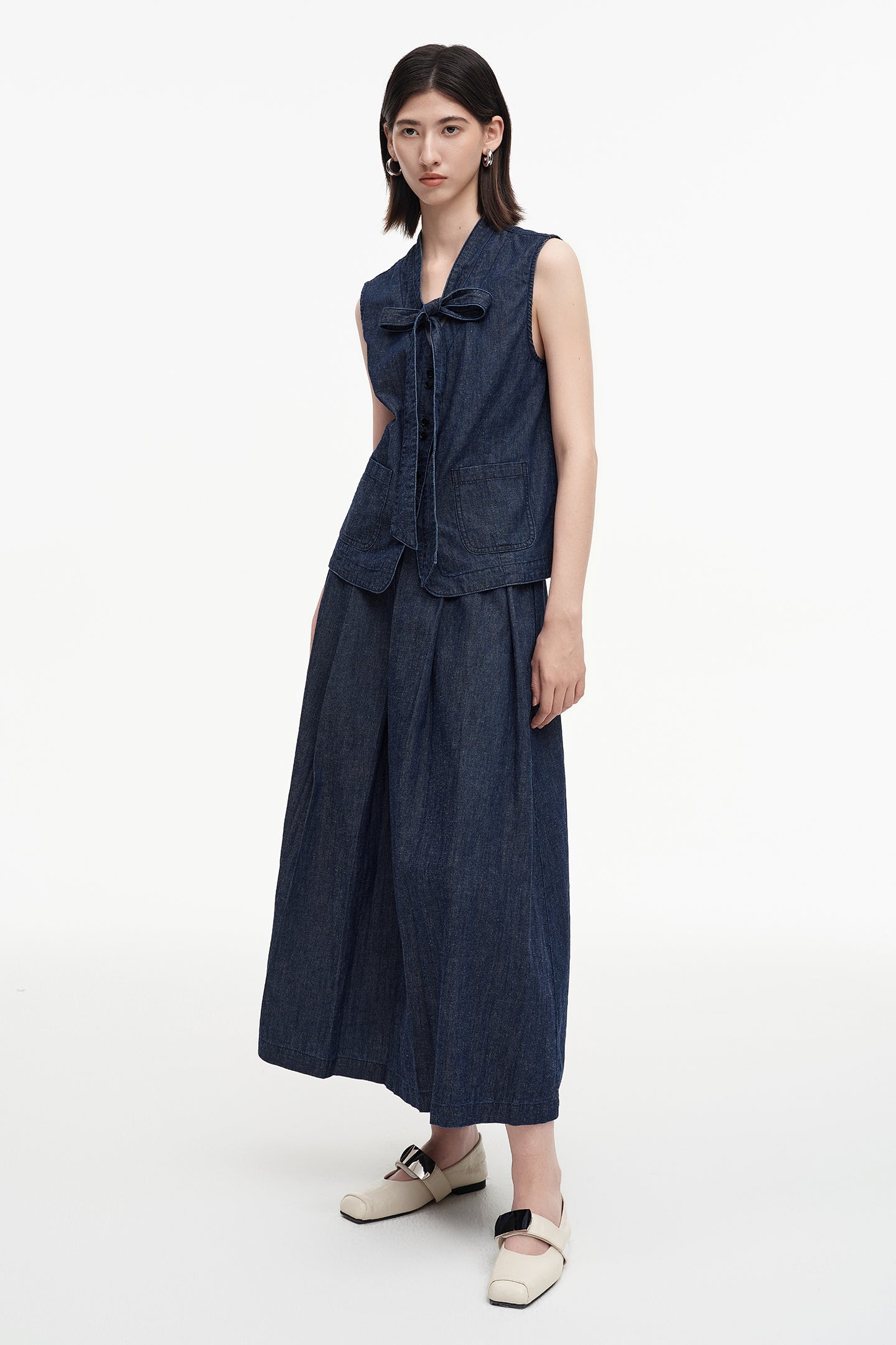 SELFWHO cotton and linen blend raw cowboy style vest and denim skirt