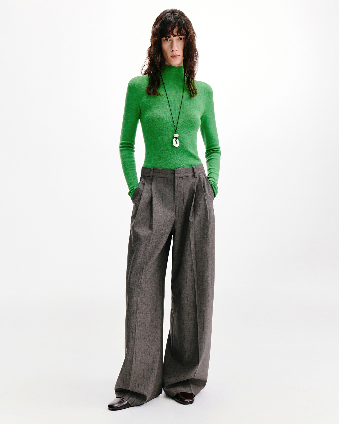Pleated Straight-Leg Trousers – Textured Shadow Stripe