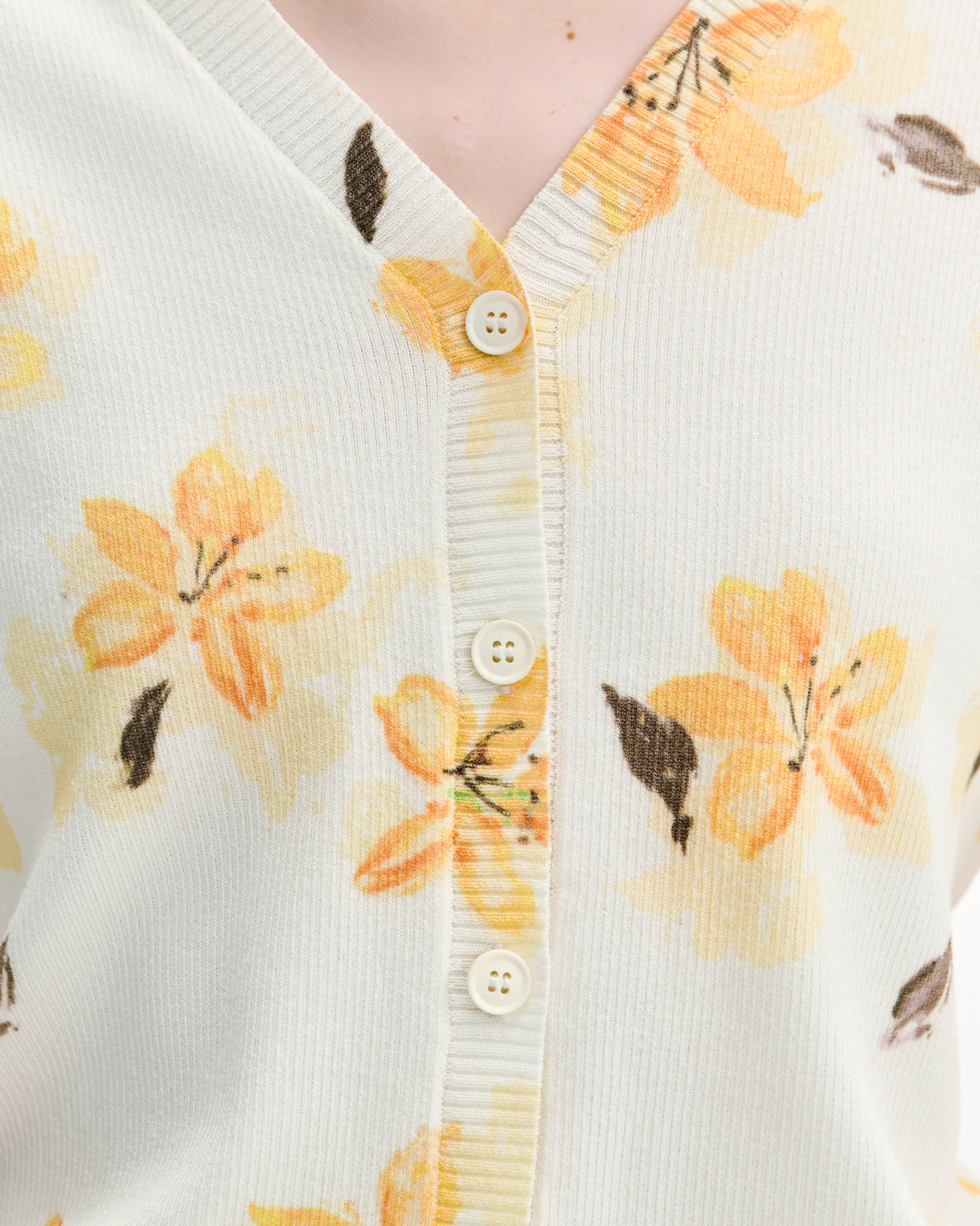 Alstroemeria Print V-Neck Cardigan – Linen-Blend