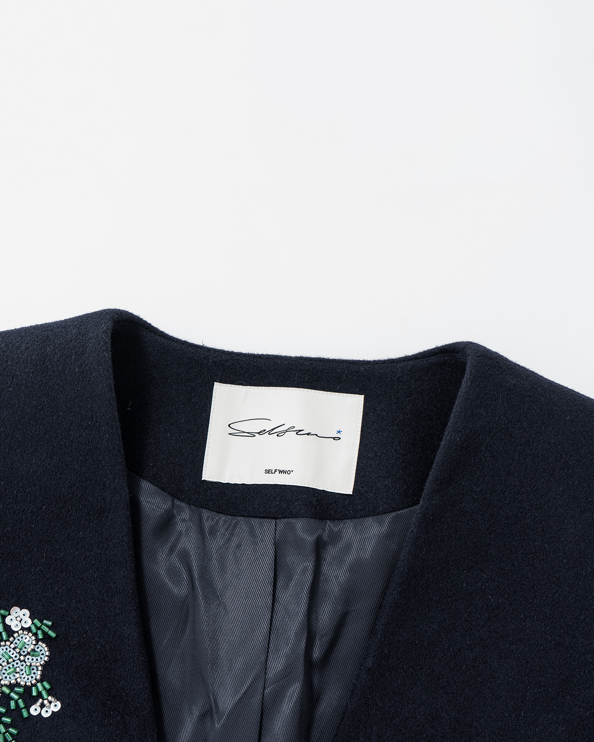 Meconopsis-Embroidered Wool Blazer – Relaxed Fit