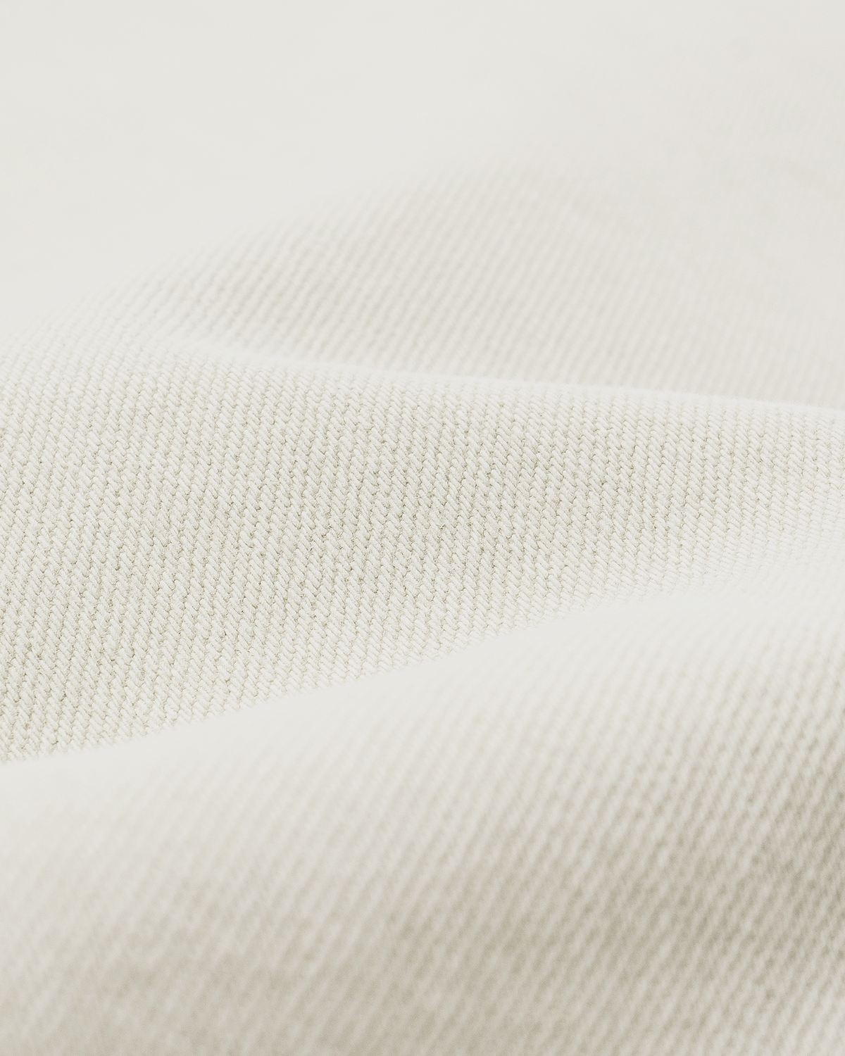Curved-Leg Jeans – Textured Cotton