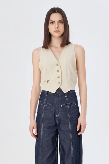 Short waist slimming niche off-white sleeveless vest