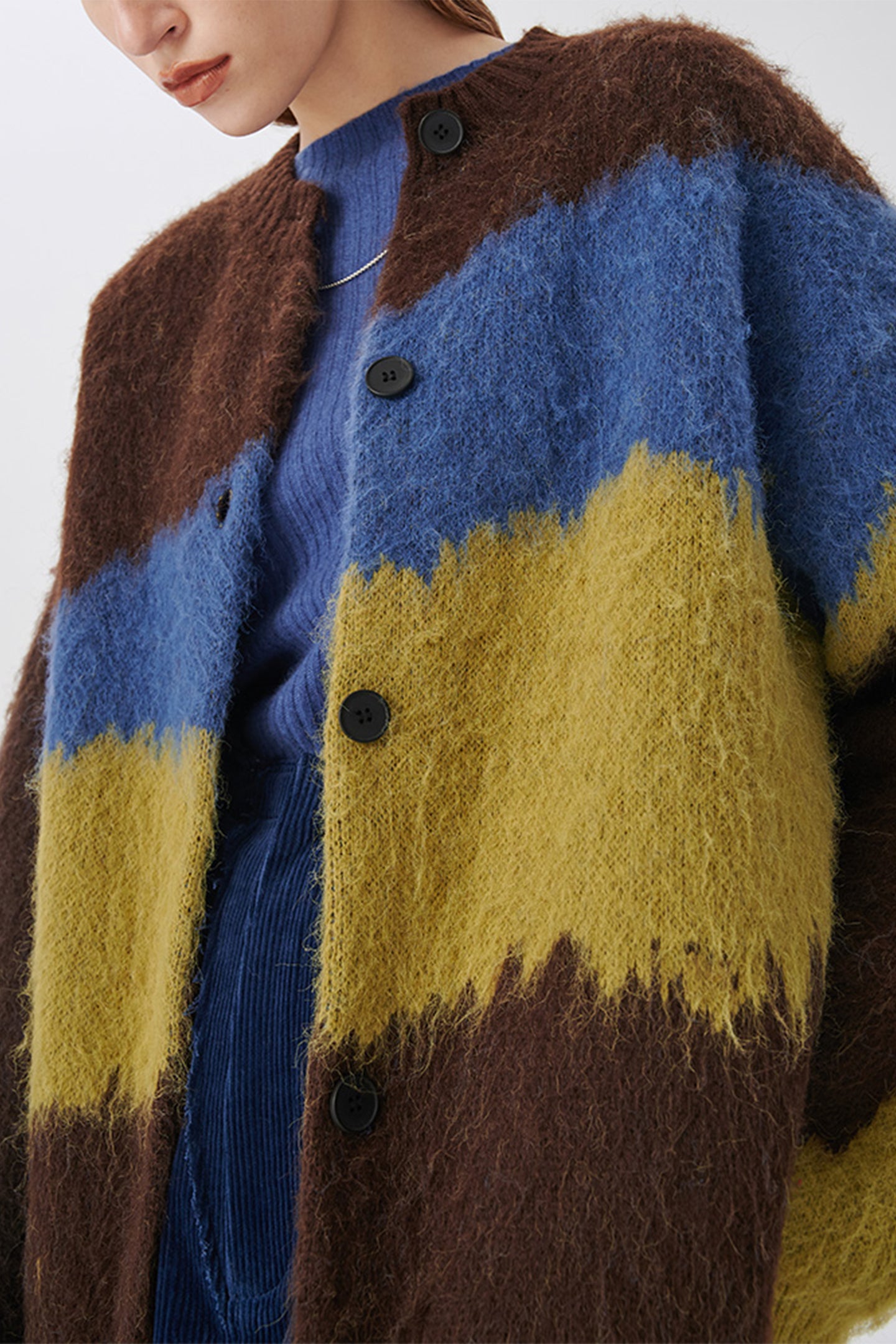 SELFWHO 100% wool colorblock plush sweater