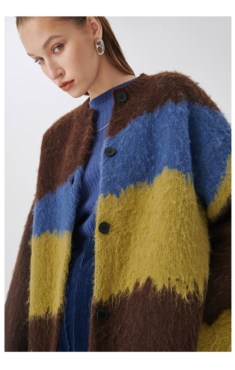 SELFWHO 100% wool colorblock plush sweater