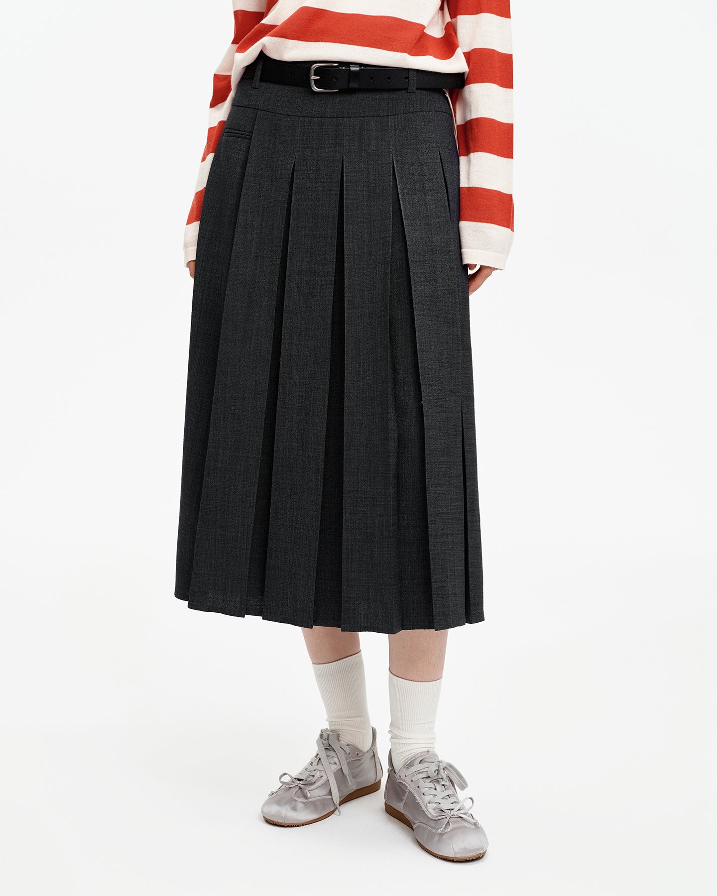 Loose-fitting Pleated Skirt