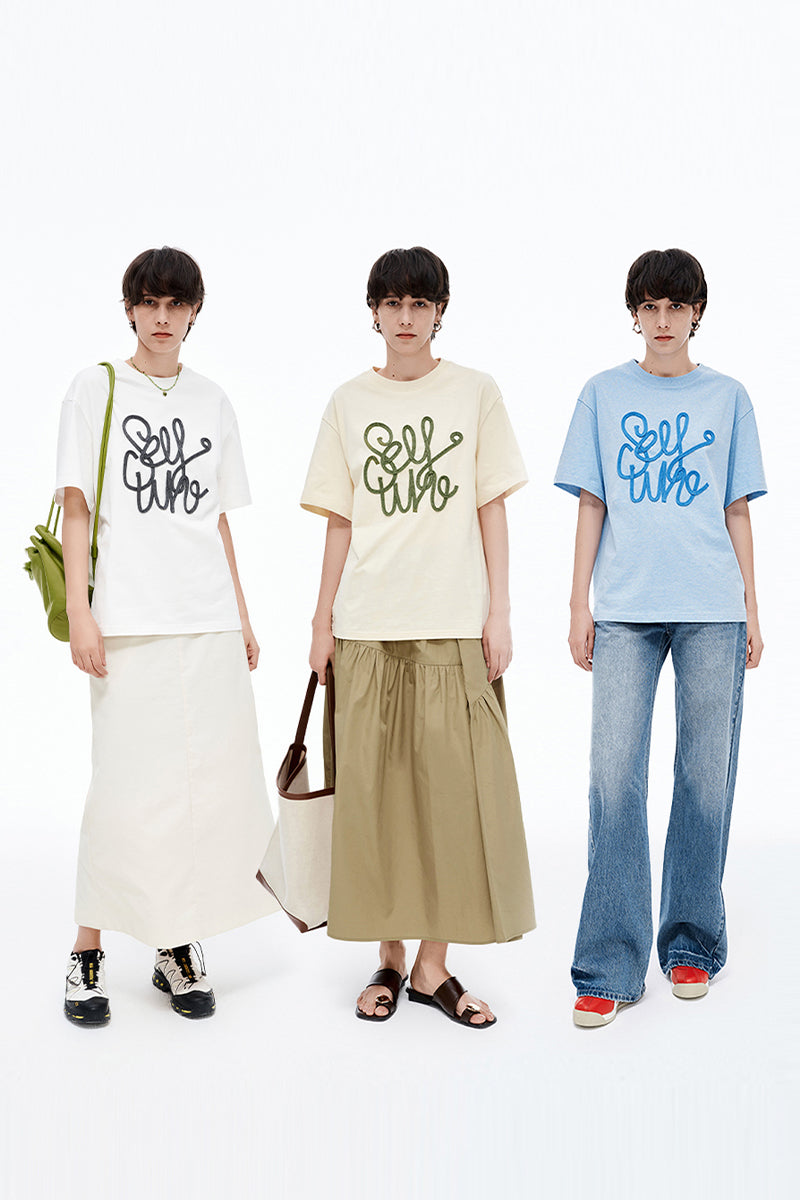 SELFWHO Hand-Embroidered Solid Color T-Shirt