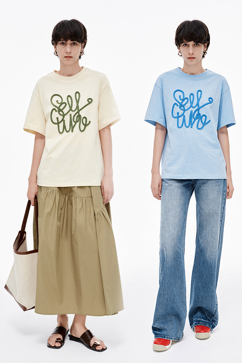 SELFWHO Hand-Embroidered Solid Color T-Shirt