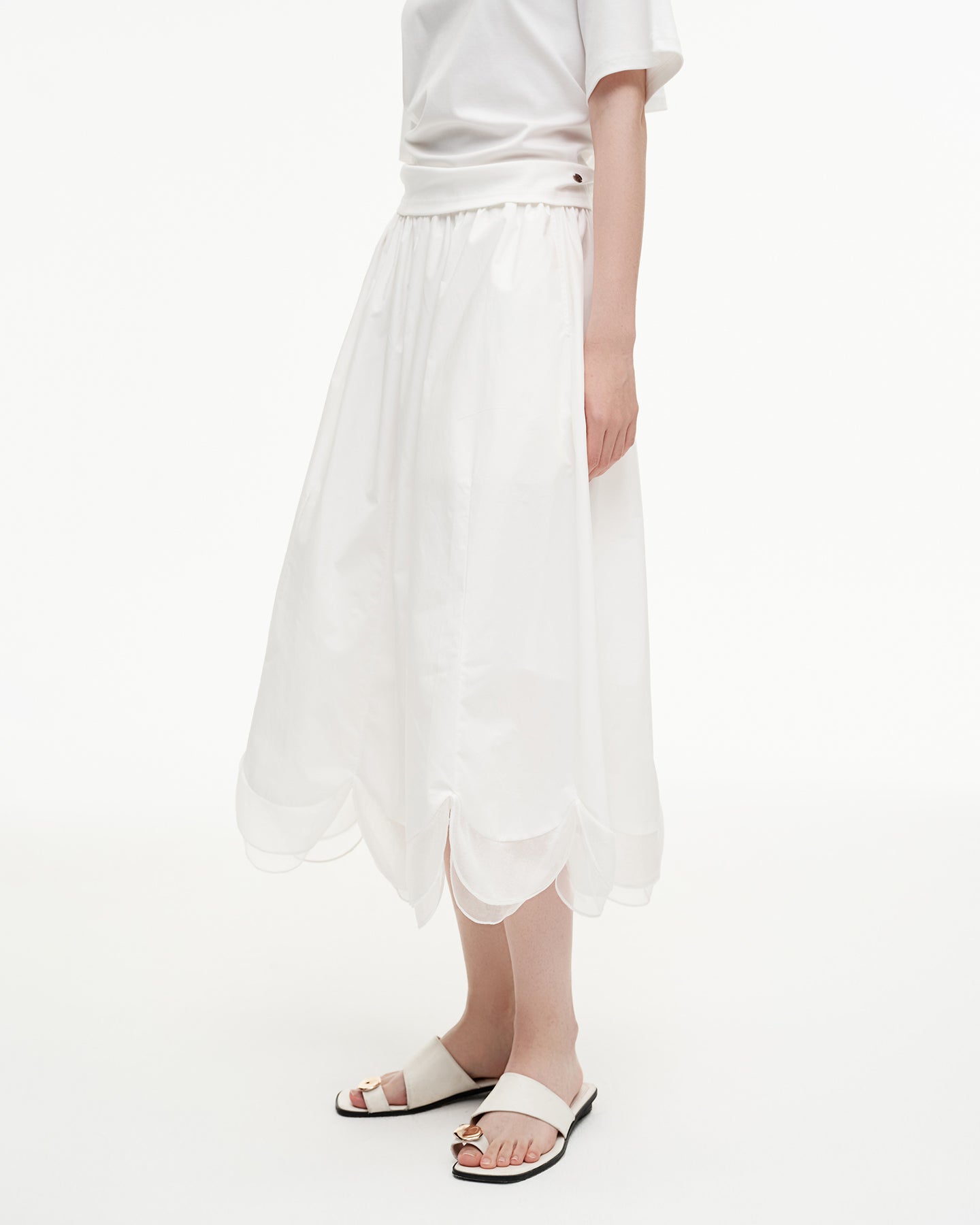 New cotton petal-shaped A-line Top