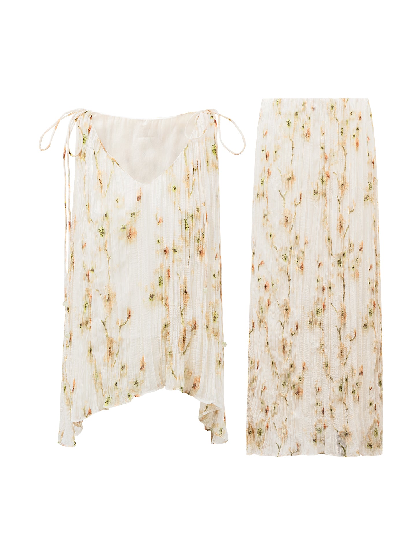 Vacation-Style Pleated Camisole with Begonia Print