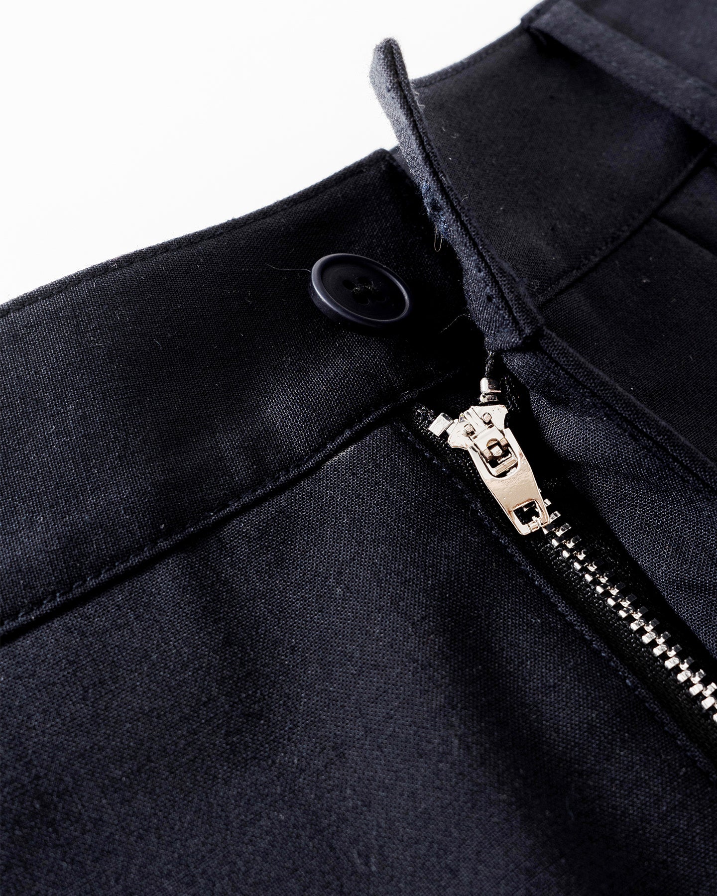 Classic Pleated Wide-Leg Casual Pants