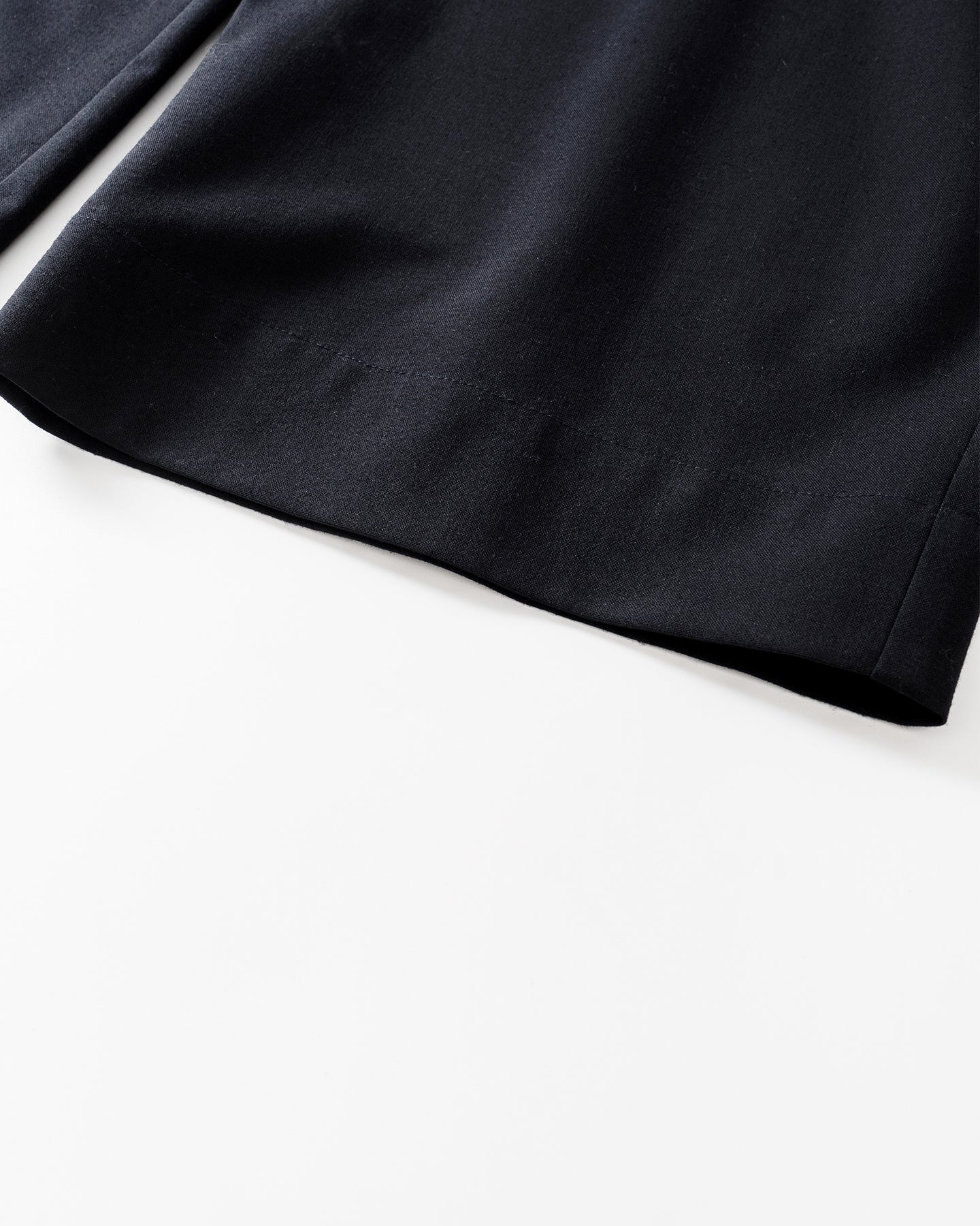 Classic Pleated Wide-Leg Casual Pants
