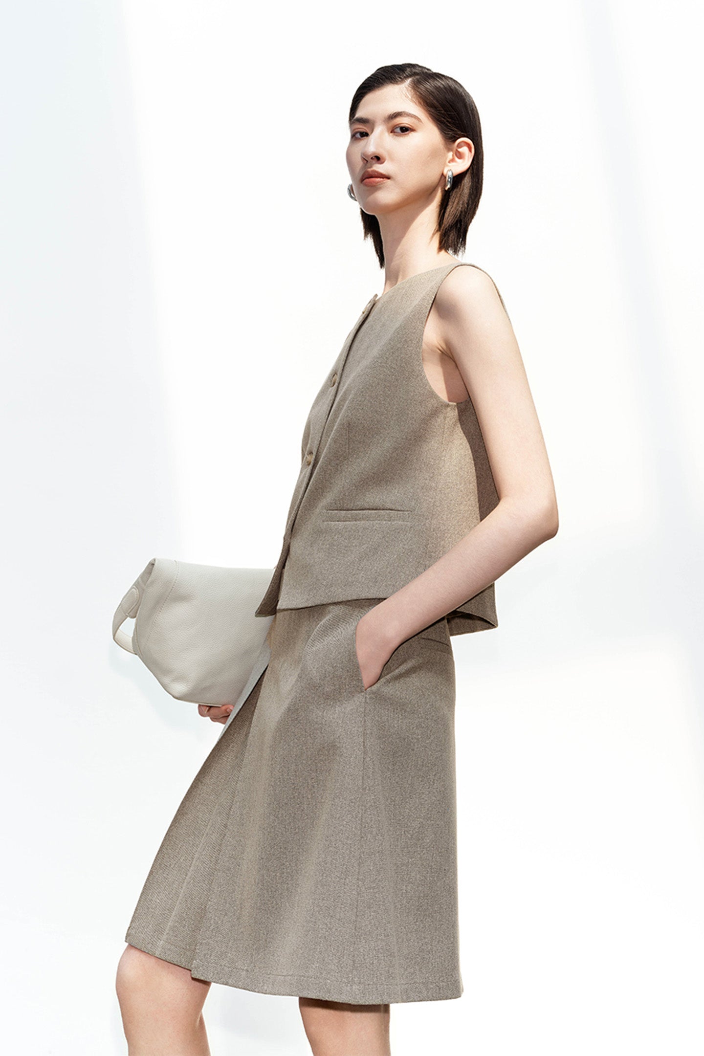 Classic Boat Neck Sleeveless Vest