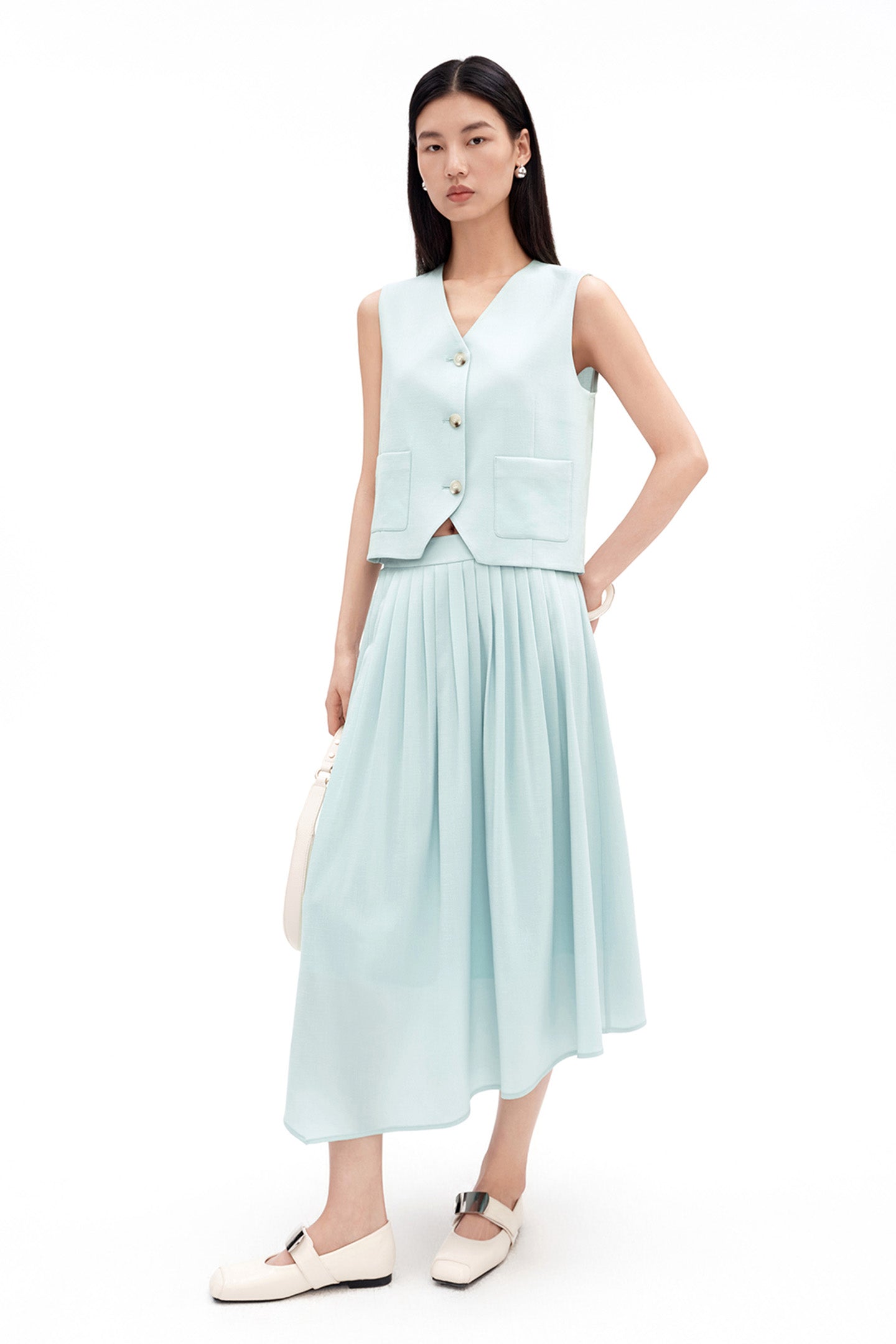 Classic Cropped V-Neck Vest (Acetate Blend)