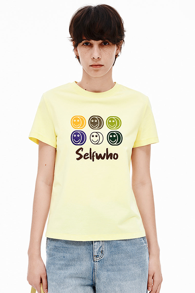 SELFWHO Smiley Closet Print Short Sleeve T-shirt