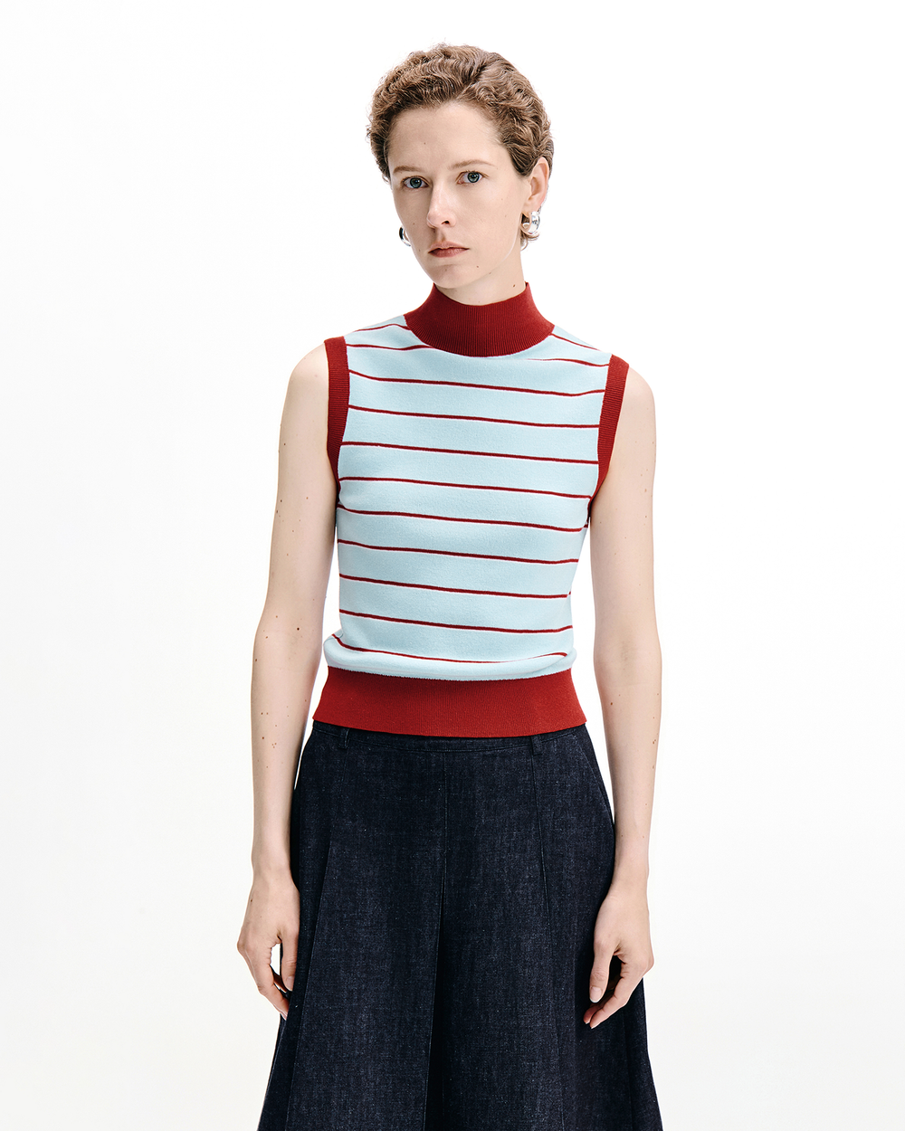 Lyocell-Linen Blend Contrast-Stripe Knitted Sleeveless Top